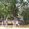 Der Wasserspielplatz auf dem Landesgartenschaugelände sorgt für Abkühlung an heißen Tagen.