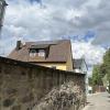 Eine Solarthermie-Anlage auf einem Gebäude direkt neben dem Lichtenfelser Stadtschloss: Die gelockerte Gestaltungssatz für den historischen Stadtkern lässt solche Anlagen durchaus zu. Eine Solarthermie-Anlage auf einem Gebäude direkt neben dem Lichtenfelser Stadtschloss: Die gelockerte Gestaltungssatz für den historischen Stadtkern lässt solche Anlagen durchaus zu.