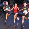Annalena Raithel (links), ihre Zwillingsschwester Isabel (rechts) und Jessica Ittner (TSV Staffelstein) entschlossen sich, gemeinsam ins Ziel zu laufen, so dass es im Hauptlauf diesmal drei Siegerinnen gab.