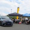 Gespräche rund ums Auto gehören bei den Treffen immer dazu. Gespräche rund ums Auto gehören bei den Treffen immer dazu.