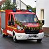 In einem feierlichen Zug wurde das mit Blumen geschmückte Fahrzeug für die Freiwillige Feuerwehr Baiersdorf präsentiert. In einem feierlichen Zug wurde das mit Blumen geschmückte Fahrzeug für die Freiwillige Feuerwehr Baiersdorf präsentiert.