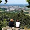Blick vom Kordigast auf Altenkunstadt. In den Orten um den Berg sind die frühesten Erwähnungen des Namens Hügerich zu finden.