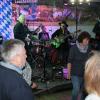 Das Publikum konnte seinen Idolen der Kultband „Silhouettes“, die nichts von ihrerAnziehungskraft verloren hat, ganz nahe sein. Auch war genügend Zeit, um mit den Musikerndas eine oder andere Wort zu wechseln. Das Publikum konnte seinen Idolen der Kultband „Silhouettes“, die nichts von ihrerAnziehungskraft verloren hat, ganz nahe sein. Auch war genügend Zeit, um mit den Musikerndas eine oder andere Wort zu wechseln.