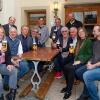 Pünktlich zum Tag des Bieres am 23. April hat der Verein Bierland Oberfranken die Biergartensaison eröffnet (v. li.): geschäftsführender Vorstand Gisi Meinel, Georg Rittmayer, Präsident des Verbands der privaten Brauereien Bayern, Landtagsabgeordneter Michael Hofmann, Ulrich Büscher, Tourismusbeauftragter des VGN Nürnberg, Dr. Bernd Sauer von der Handwerkskammer, der 1. Vorsitzende, Landrat Klaus Peter Söllner, Vorstandsmitglied Bastian Böttner, der Hauptgeschäftsführer des Bayerischen Brauerbundes, Lothar Ebbertz, sowie die Vorstandsmitglieder Christof Pilarzyk, Rainer Prischenk, Helga Metzel, Norbert Heimbeck und Frank Ebert.