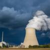 Das Atomkraftwerks Isar 2 im bayerischen Essenbach ist eines der letzten drei noch laufenden AKWs in Deutschland.