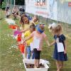 Machte den Kindern viel Spaß: der Barfußpfad. Machte den Kindern viel Spaß: der Barfußpfad.