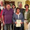 Eine große Zahl an passiven Mitgliedern wurde bei der Jahresversammlung für die Treue zum Verein von der Vorsitzenden Karin Wendel (re.) und der bislang 2. Vorsitzenden Ramona Schmuck (li.) gewürdigt. Eine große Zahl an passiven Mitgliedern wurde bei der Jahresversammlung für die Treue zum Verein von der Vorsitzenden Karin Wendel (re.) und der bislang 2. Vorsitzenden Ramona Schmuck (li.) gewürdigt.