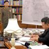 Dieses Bild soll Nordkoreas Machthaber Kim Jong Un im Hauptquartier der Arbeiterpartei in Pjöngjang zeigen. Die Aufnahme wurde von der staatlichen nordkoreanischen Nachrichtenagentur KCNA zur Verfügung gestellt. Sein Inhalt kann nicht unabhängig verifiziert werden.