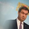 Laut einer Civey-Umfrage kommt die Partei von Ministerpräsident Markus Söder im Zuge der Aiwanger-Affäre auf 36 Prozent.