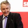 Hans-Ulrich Klose im Februar 2013 auf dem Landesparteitag der Hamburger SPD.