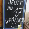 „Öffnet ab...“, so verspricht es das Schild vor der Gaststätte und so zeigt es auch die Gastro-Ampel auf der Webseite der Stadt Bad Staffelstein. „Öffnet ab...“, so verspricht es das Schild vor der Gaststätte und so zeigt es auch die Gastro-Ampel auf der Webseite der Stadt Bad Staffelstein.