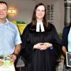 Seit 50 Jahren wirken (v. li.) Jürgen Scheibel und Sybille Bär im evangelischen Posaunenchor Strössendorf mit. Dafür dankte ihnen Pfarrerin Bettina Beck beim Kirchengottesdienst mit Ehrennadeln und Urkunden.
