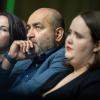 Annalena Baerbock (l-r), Omid Nouripour und Ricarda Lang sitzen beim kleinen Parteitag der Grünen in der ersten Reihe.