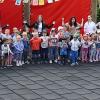 Die Kinder evangelischen Kindergartens Burgkunstadt bei ihrem Auftritt.