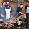Gefordert waren die vielen freiwilligen Helferinnen und Helfer beim Kellerfest. Gefordert waren die vielen freiwilligen Helferinnen und Helfer beim Kellerfest.