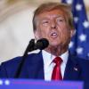 Donald Trump, Ex-Präsident der USA, muss wegen eines sexuellen Übergriffs eine Entschädigung in Millionenhöhe zahlen.