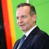 Bundesverkehrsminister Volker Wissing (FDP) hat den Ländern bei seinen Plänen für deutsche Autobahnen eine Frist gesetzt - und könnte ausgebremst werden.