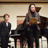Spielt auf der Landesmeisterschaft „Jugend Musiziert“: Matei Stefan Tabus (li.) mit Lehrerin Kyoto Frank. Spielt auf der Landesmeisterschaft „Jugend Musiziert“: Matei Stefan Tabus (li.) mit Lehrerin Kyoto Frank.