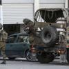 Israelische Soldaten sind am Ort eines nächtlichen Schusswechsels in der Nähe eines Militärpostens im Ort Sarra im Westjordanland im Einsatz.