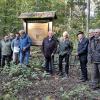 Nach hochkarätigen Referaten am Vormittag erfreuten sich Forstfachleute und Naturschützer an der Waldlindengruppe im Langheimer Forst und gedachten des „Vaters des Bayerischen Waldgesetzes“, Dr. Hans Eisenmann.