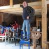 Jan Burdinski und seine Stühle: "Irgendwann braucht man´s!".