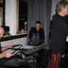 Das Trio namens Big Balls wusste im Pinkus zu unterhalten. Dort herrschte auch seinetwegen ein Kommen und Gehen. Das Trio namens Big Balls wusste im Pinkus zu unterhalten. Dort herrschte auch seinetwegen ein Kommen und Gehen.