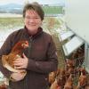Katharina Teuchgräber muss sich viel einfallen lassen, um ihre Tiere bei einer Stallpflicht zu beschäftigen.