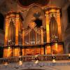 Klanggewalt: die große Orgel mit ihren 5000 Pfeifen auf der Empore von Vierzehnheiligen in einem Gehäuse von 1848. Klanggewalt: die große Orgel mit ihren 5000 Pfeifen auf der Empore von Vierzehnheiligen in einem Gehäuse von 1848.