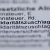 «Vollständige Abschaffung des Solidaritätszuschlags oder eine Senkung des Körperschaftsteuersatzes wären wichtige Entlastungssignale», rät DIHK-Präsident Peter Adrian.