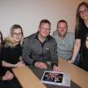 Die Damen der Freiwillige Feuerwehr Burgkunstadt haben einen Kalender herausgebracht. Darüber freuen sich (von links) Jugendsprecherin Sophie Pechtold, Jasmin Schuster, Thomas Petterich, Kommandant André Grothues, Jugendwartin Kristina Völk und Schriftführerin Celina Pechtold. Die Damen der Freiwillige Feuerwehr Burgkunstadt haben einen Kalender herausgebracht. Darüber freuen sich (von links) Jugendsprecherin Sophie Pechtold, Jasmin Schuster, Thomas Petterich, Kommandant André Grothues, Jugendwartin Kristina Völk und Schriftführerin Celina Pechtold.