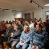 Ein volles Haus und ein begeistertes Publikum bei der Autorenlesung von Helmut Vorndran. Ein volles Haus und ein begeistertes Publikum bei der Autorenlesung von Helmut Vorndran.