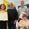 Was für eine Freude: 3000 Euro spendete die Firma „Omexom Frankenluk GmbH“ aus Buttenheim an die neue Regens-Wagner Einrichtung.