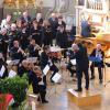 Der katholische Kirchenchor und das Orchester der Pfarrei „Sankt Thomas“ aus Trockau bereicherten den Gottesdienst zum Vierzehnheiligenfest. Der Regierungspräsidenten Florian Luderschmid sang beim Kirchenchor mit. Der katholische Kirchenchor und das Orchester der Pfarrei „Sankt Thomas“ aus Trockau bereicherten den Gottesdienst zum Vierzehnheiligenfest. Der Regierungspräsidenten Florian Luderschmid sang beim Kirchenchor mit.
