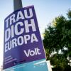 «Trau dich Europa»: Ein Wahlplakat der Partei «Volt».