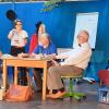 Die Sache eskaliert im 2. Akt: Helga (Cornelia Lurtz) will Bürgermeisterin werden. Mit "Eine heiße Geschichte" gastiert der Theatersommer am 31. August in Weismain.