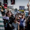 Immer wieder gehen Menschen in Tel Aviv auf die Straße, um für die Freilassung der von der Hamas im Gazastreifen festgehaltenen Geiseln zu demonstrieren.