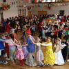 Die Polonaise darf beim SKK-Kinderfasching in der Peter-J.-Moll-Halle natürlich nicht fehlen. Die Polonaise darf beim SKK-Kinderfasching in der Peter-J.-Moll-Halle natürlich nicht fehlen.