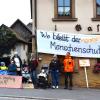Schutz vor dem Durchgangsverkehr fordern die betroffenen Anwohner in Mainroth. Schutz vor dem Durchgangsverkehr fordern die betroffenen Anwohner in Mainroth.