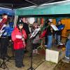 Auch die jungen Mitwirkenden, wie die „Brassbinis“ und „Musis“, erfreuten mit ihren Darbietungen dieWeihnachtsmarktbesucher. Auch die jungen Mitwirkenden, wie die „Brassbinis“ und „Musis“, erfreuten mit ihren Darbietungen dieWeihnachtsmarktbesucher.