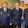 Das neu gewählte Führungsteam der Feuerwehr Lichtenfels-Main Gefahrenschutzzug mit Vertretern der Stadt Lichtenfels. (v.li.) Thilo Kraus (KBR), Julia Geßlein (Stadt), Oliver Schardt (KBI), Holger Knab (2. Kommandant), Alexander Klose (KBM), Sven Lausch (1. Kommandant), Uwe Reinhardt (Stadt), Michael Fischer (scheidender Kommandant) und Bürgermeister Andreas Hügerich.