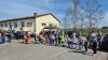 Die Kinder voller Elan, beim Start zum Osterhasen-Run in Lebenhan.