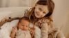 Eine stolze, große Schwester: Stella mit Baby Malou.