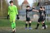 Feierlaune im Seestadion: Der FC Sand um die beiden überragenden Lars Stussak (Zweiter von links) und Christian Knoblach (Dritter von links) schlägt Aufsteiger FT Schweinfurt II und ist nun Spitzenreiter der Bezirksliga Ost.