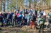 Fast 60 Männer und Frauen haben an der Riedenberger Grenzwanderung teilgenommen.