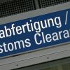 Der Zoll am Flughafen München hat jetzt ein verbotenes Tiersouvenir im Gepäck eines Reisenden aus Südafrika entdeckt und beschlagnahmt. (Symbolbild)