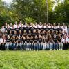 Das Foto zeigt die Aktiven des Vereins beim Gruppenfoto im Schlossgarten