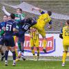  Dicke Luft: Im Hinspiel verteidigte der TSV Babenhausen am Ende mit Mann und Maus das 3:2 gegen die SpVgg Kaufbeuren (in Blau). Die SVK hofft, den Spieß im Rückspiel zu Hause umzudrehen.