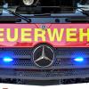 Die Mannheimer Feuerwehr musste einer Person helfen, die von einer Straßenbahn erfasst wurde. (Symbolbild)