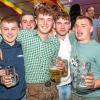 Volles Festzelt und Partystimmung mit den Troglauer Buam am Samstag 03.05.25 beim Weinfest in Untereisenheim.