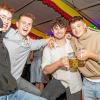 Volles Festzelt und Partystimmung mit den Troglauer Buam am Samstag 03.05.25 beim Weinfest in Untereisenheim.